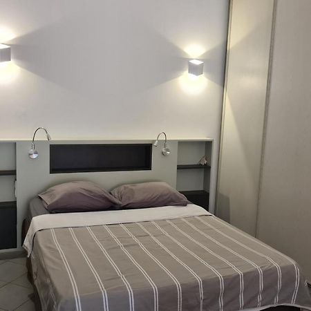 Grand Studio-Loft-Grand Parking-Climatise-Proche Centre Ajaccio  Exterior foto